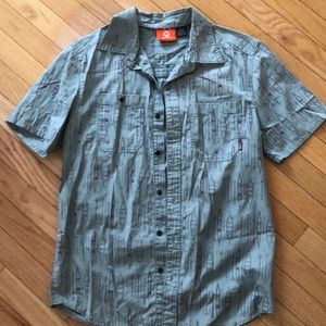 Men’s small Merrell shirt. With kayak pattern.